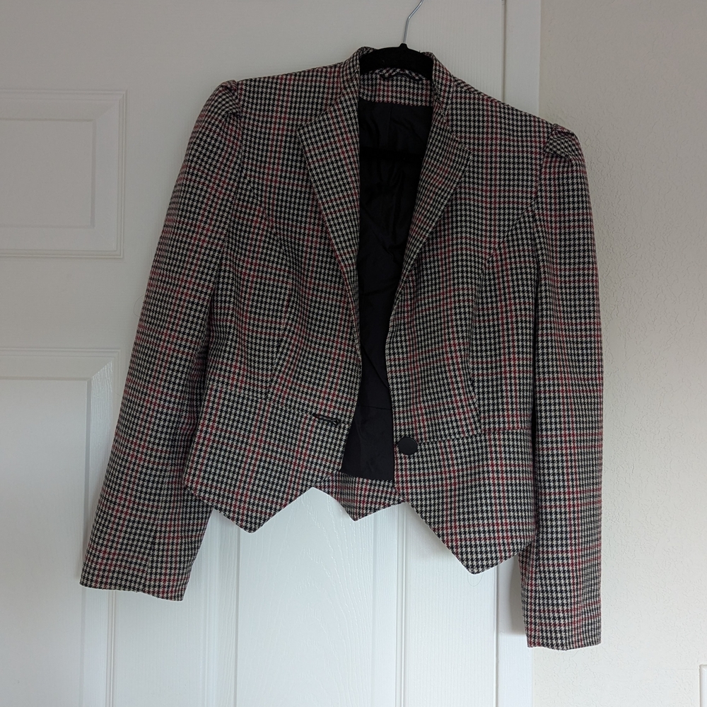 Dorothy Perkins Black and White Houndstooth Blazer